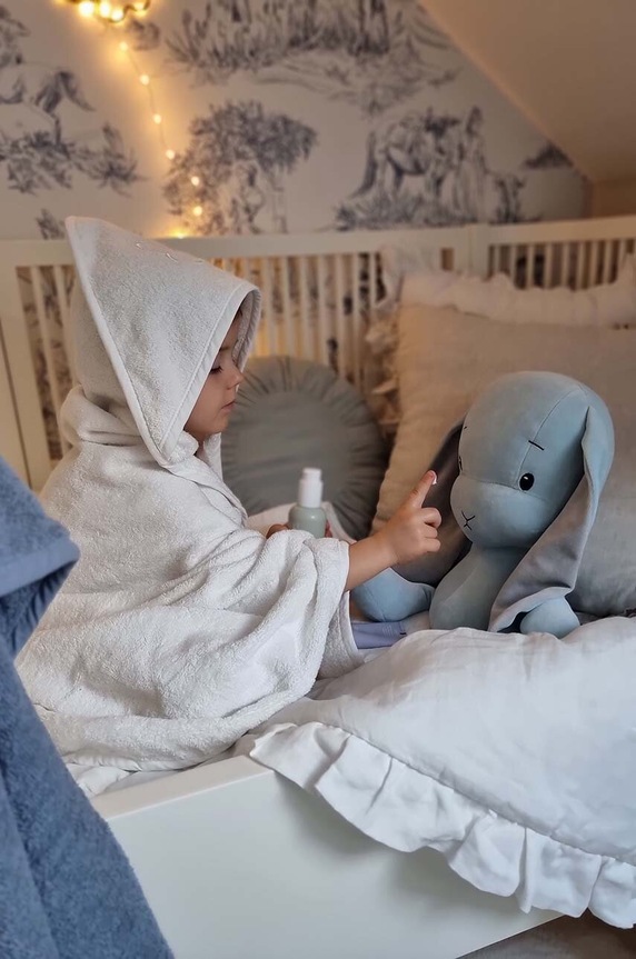 Effiki ręcznik bawełniany dziecięcy 95x95 cm Recznik.z.kaptur.bialy