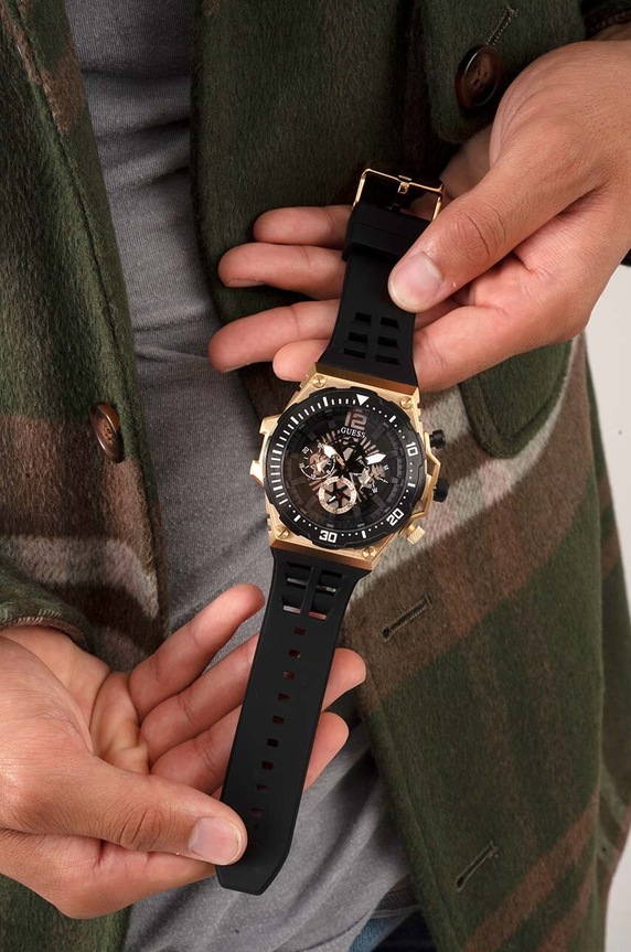 Guess ceas GW0325G1