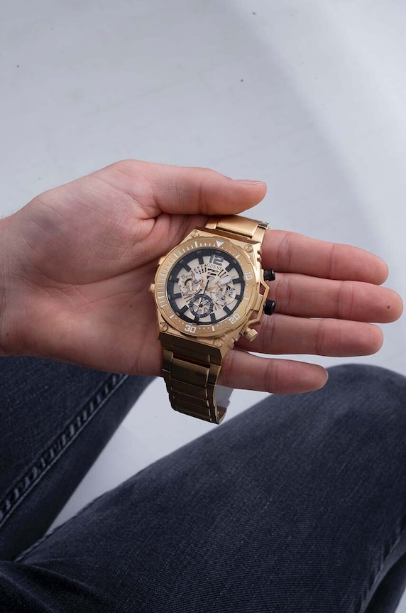 Sat Guess GW0324G2