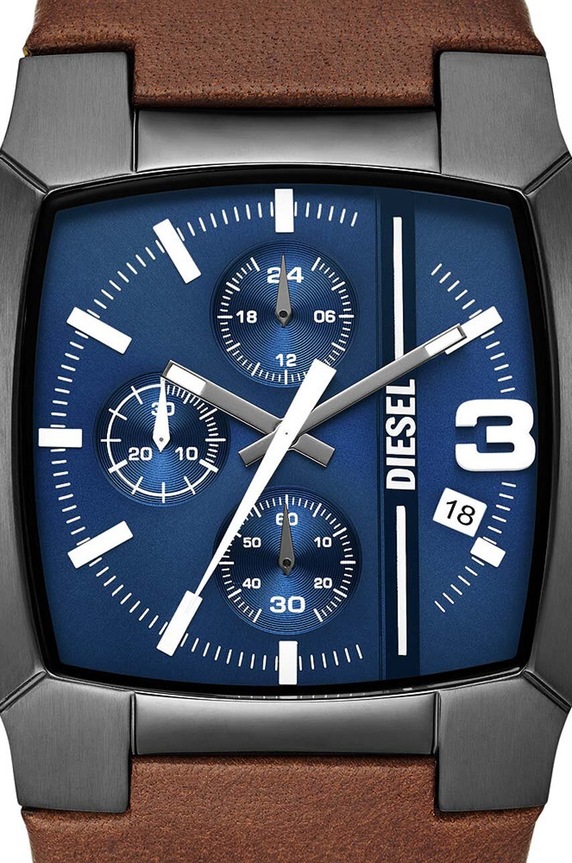 Diesel zegarek DZ4641 brązowy AA00