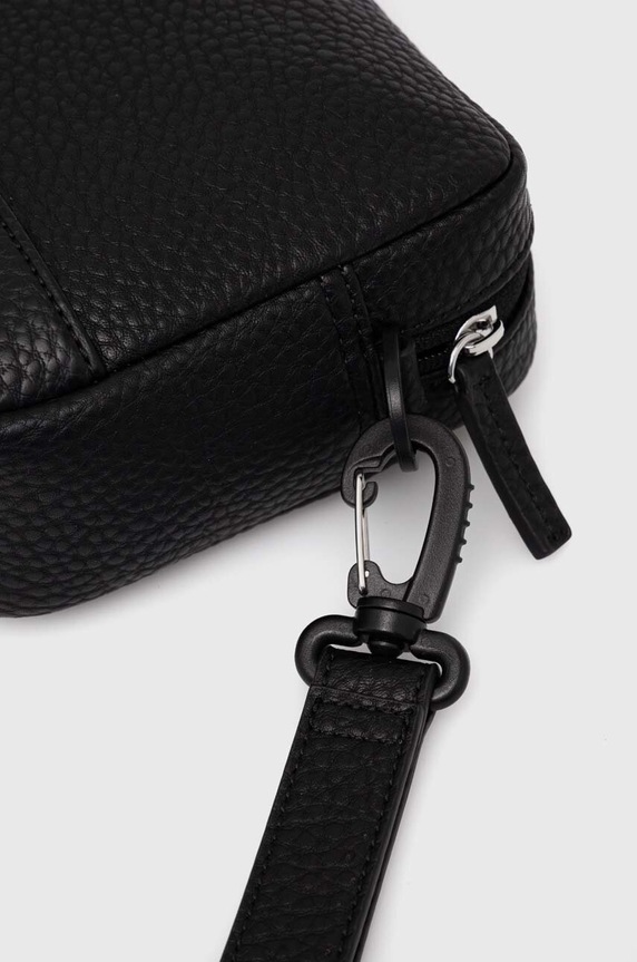 Akcesoria Armani Exchange kosmetyczka 958542.CC828.NOS czarny