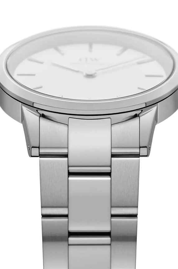 Часовник Daniel Wellington сребърен DW00100341