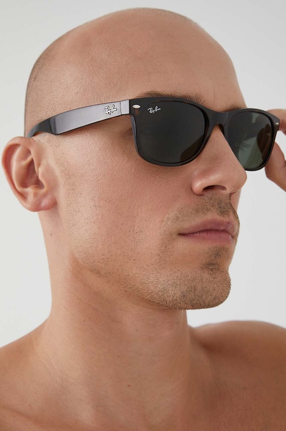 Ray-Ban – Okulary NEW WAYFARER brązowy 0RB2132.902L