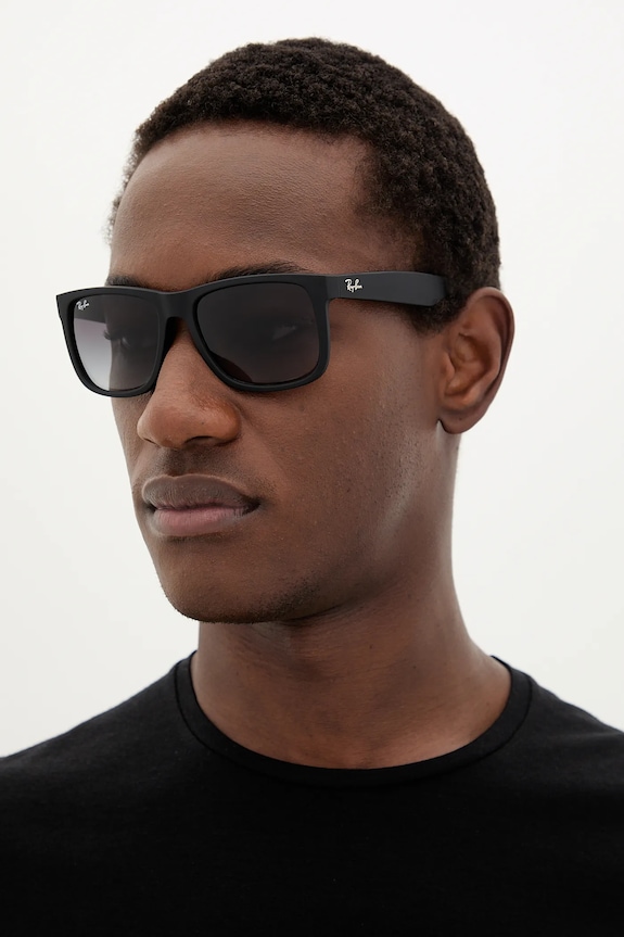 Ray-Ban - Очила Justin черен 0RB4165.601.8G