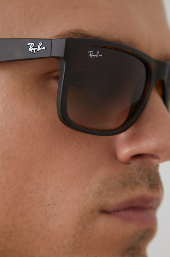 Ray-Ban napszemüveg férfi JUSTIN 0RB4165.710.13 barna