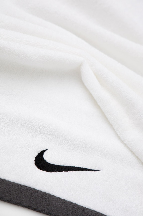 Nike Ręcznik N.ET.17.101 biały AA00