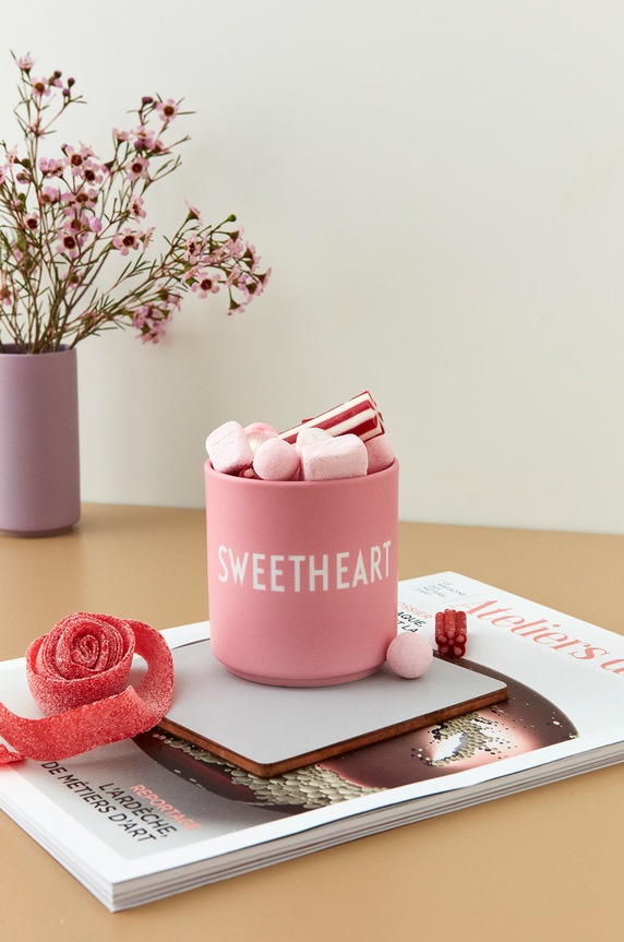 Design Letters bögre Favourite 250 ml 10101002PKSWEETHRT lila AA00