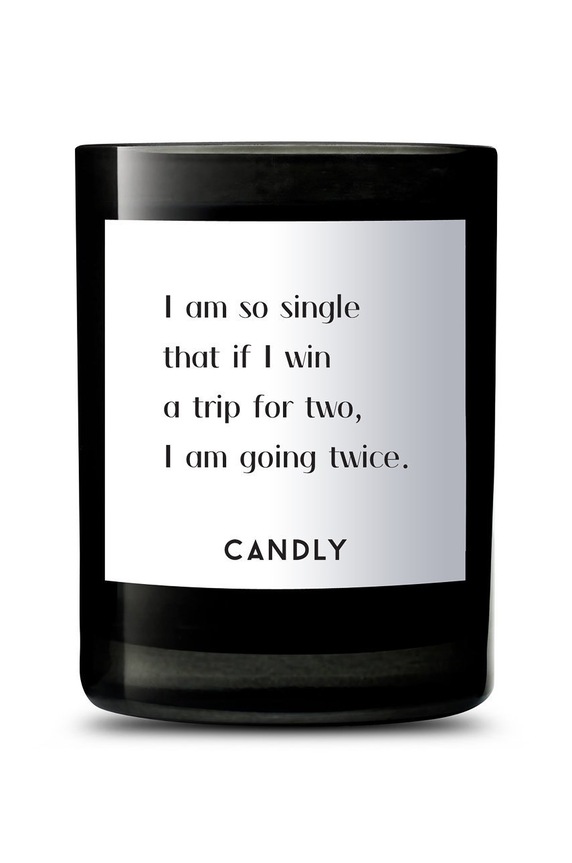 Candly - Vonná sójová sviečka I am so single 250 g čierna No10IAS