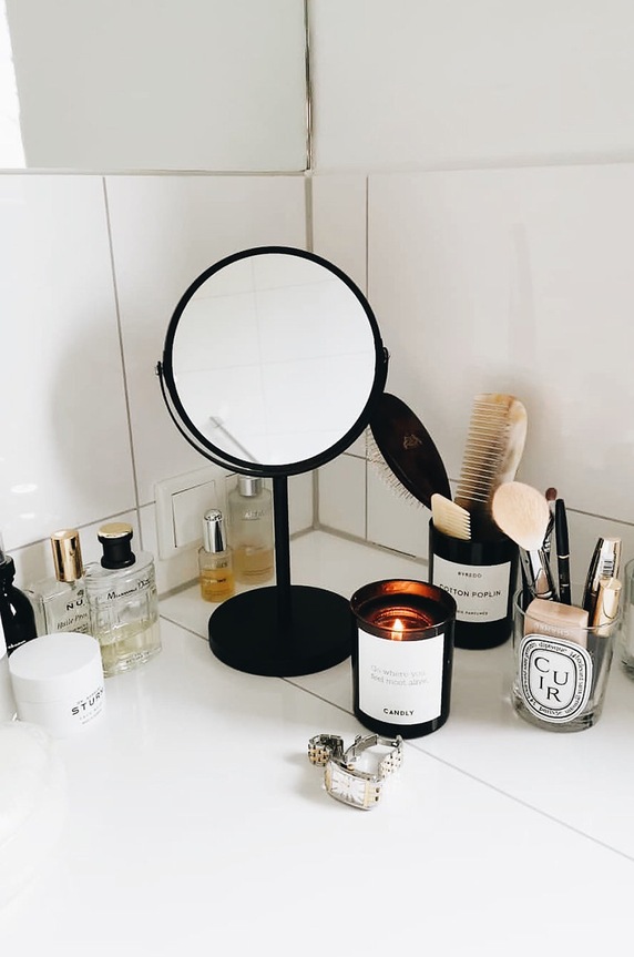 Candly - Mirisna svijeća Mind of a Hustler / Heart of a Queen No2MOA crna AA00