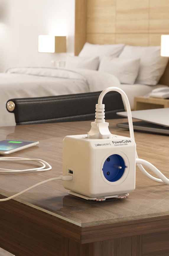 Modulární rozbočka PowerCube PowerCube Extended USB 1,5 m 2402BL/FREUPC modrá AA00