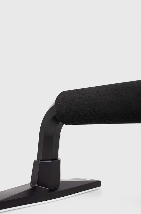 Kiegészítők Nike fogantyúk fekvőtámaszokhoz N.100.0749.010.NS fekete