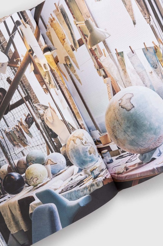 Kniha Bloomsbury Publishing PLC The Globemakers, Peter Bellerby 9781526650870 viacfarebná AA00