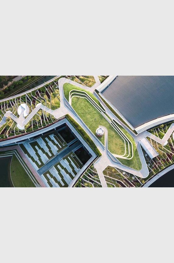 Książka Urban Oasis : Parks and Green Projects around the World, Jessica Jungbauer, English TE1174 multicolor