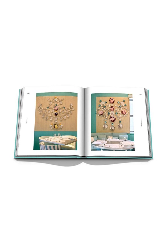 Knížka Assouline Tiffany & Co: Landmark byAlba Cappellieri, Christopher Young, English 9781649802200