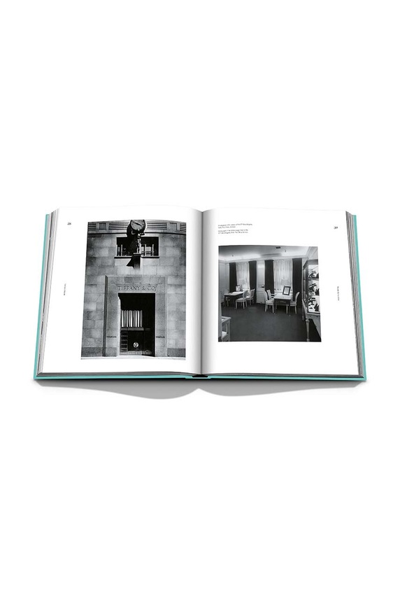 Knížka Assouline Tiffany & Co: Landmark byAlba Cappellieri, Christopher Young, English 9781649802200 vícebarevná