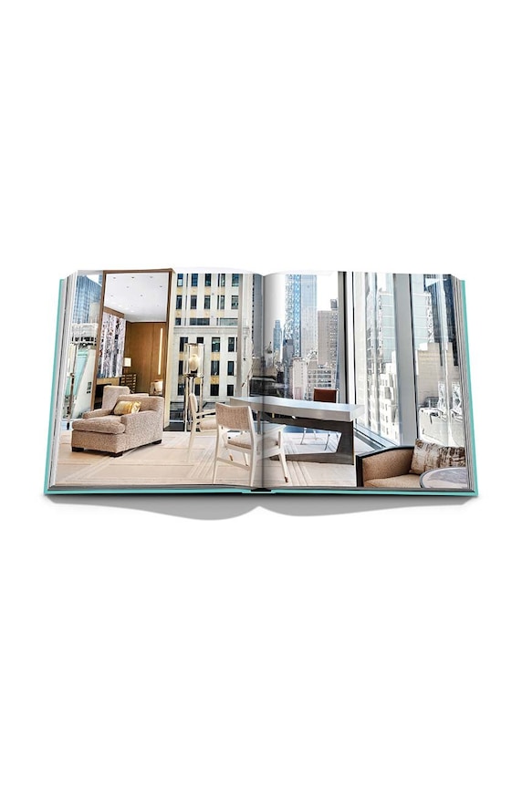 Knížka Assouline Tiffany & Co: Landmark byAlba Cappellieri, Christopher Young, English 9781649802200