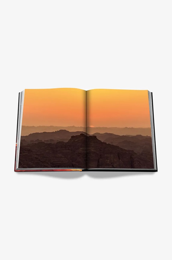 Assouline book AlUla Old Town by Doktor Abdullah bin Mohammed bin Salih bin Nasif, English 9781649803375