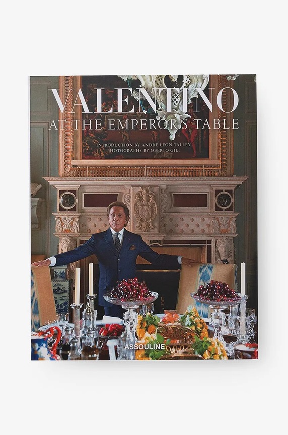Assouline book Valentino: At the Emperor's Table by Valentino Garavani, English multicolor 9781614282938