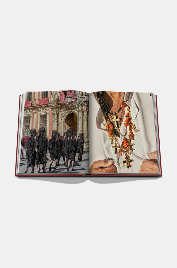Assouline book Sevilla Arte by Paul-Maxime Koskas, English 9781649803405