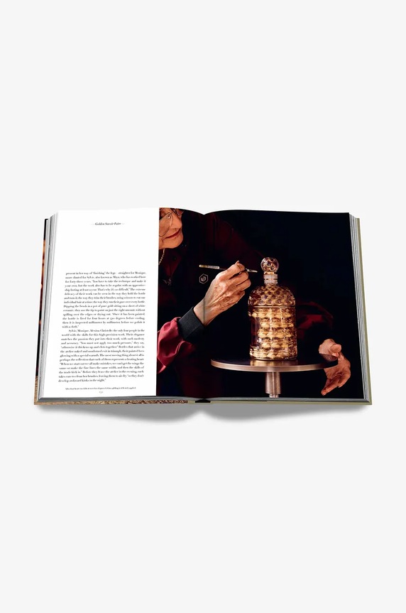 Assouline book Guerlain: An Imperial Icon by Laurence Benaim, English 9781649802163