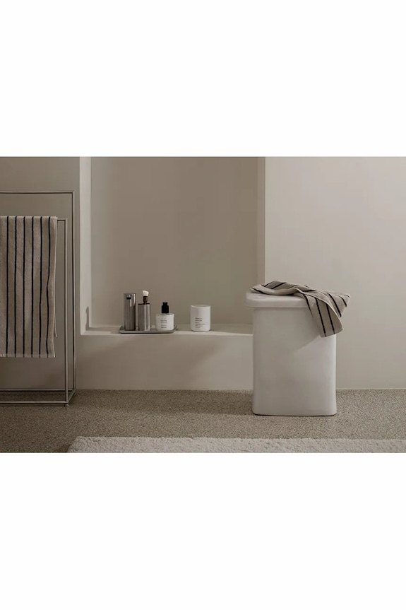 Kúpeľňa Blomus hrnček z kovu B67511 strieborná