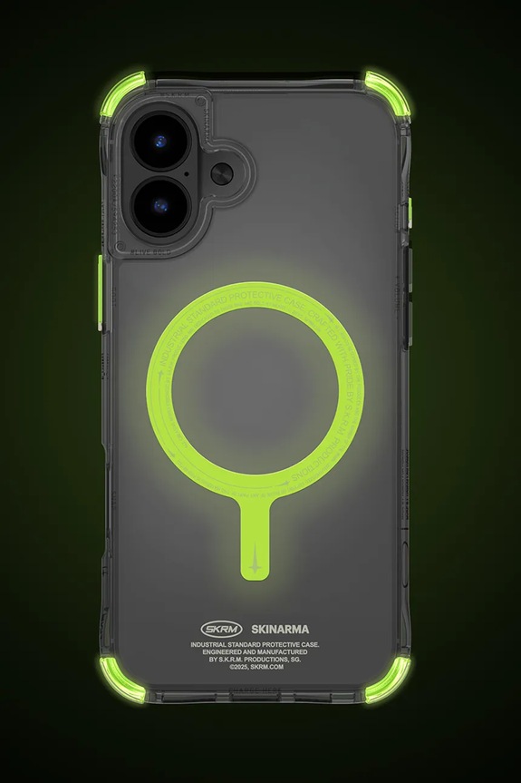 Etui za telefon z vgrajenim magnetnim obročem Skinarma iPhone 16 SK.2024P61.SDOGLOW.GRN transparentna