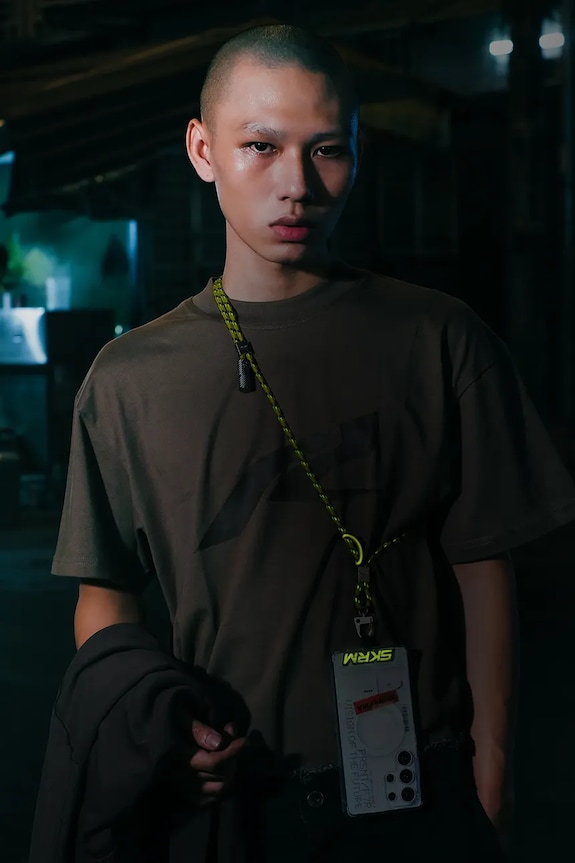 Skinarma cablu universal 2 în 1 pentru telefon Dyno Ve USB-C/USB-C SK.DYVE.CBLCC.GLOW verde
