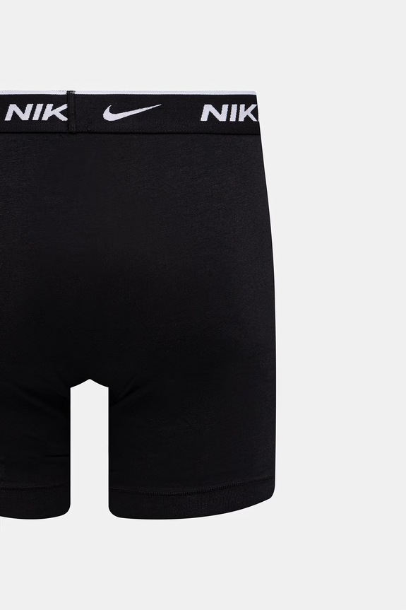 Nike priliehavé boxerky pánske 5-pak NQ00KE1296