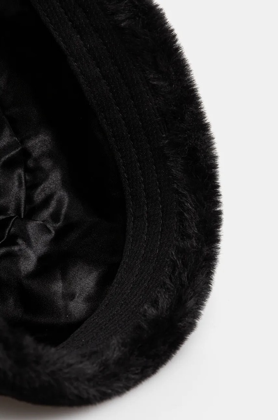 Σκούφος Kangol FAUX FUR TOPPER μαύρο K5419.BS002