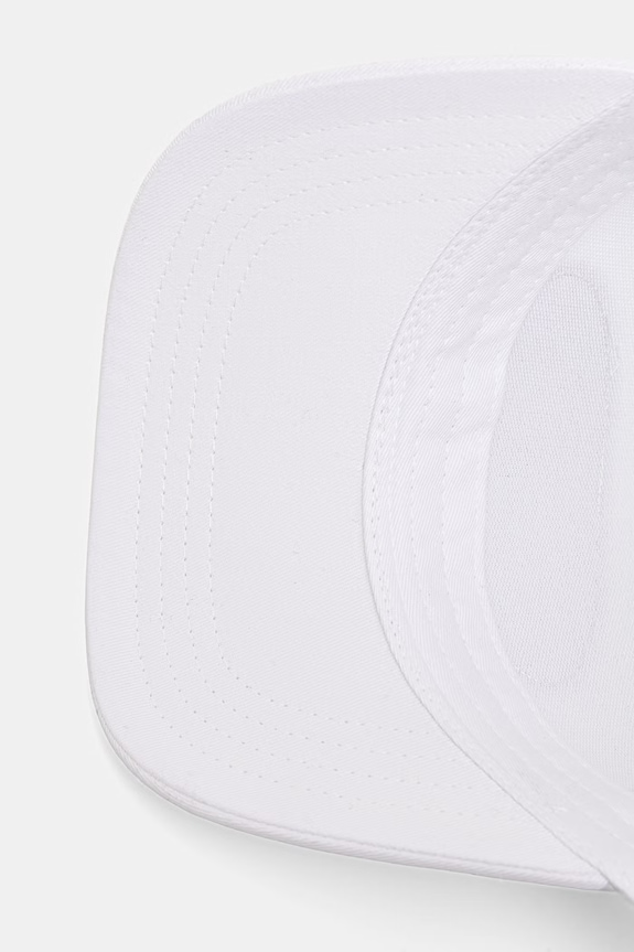 Von Dutch czapka trucker biały VD.0.CAS1.COL