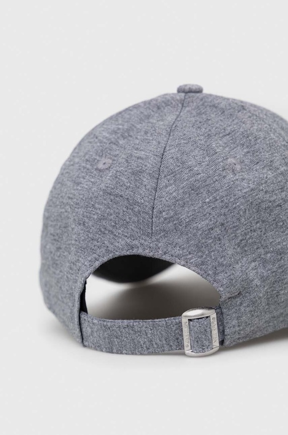 Doplnky Bavlnená šiltovka New Era JERSEY ESSENTIAL 9FORTY® 12523896 sivá