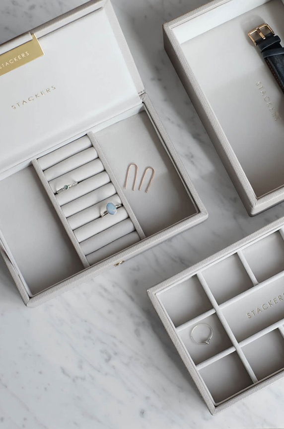 Salon i sypialnia Stackers organizer na biżuterię 73756 szary