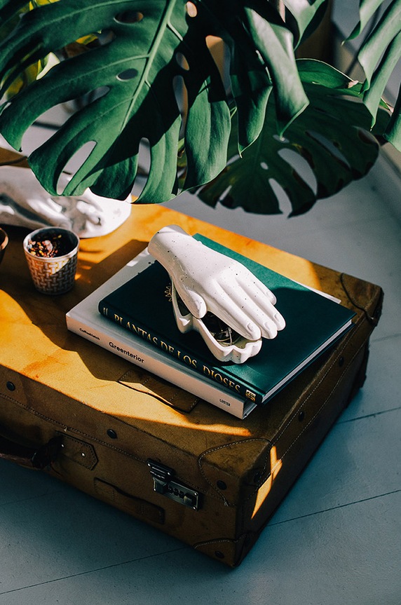 DOIY pojemnik na drobiazgi biały DYORGANHA