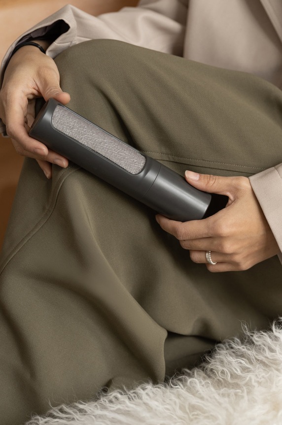 Kupaonica Steamery četka za odjeću Lint Brush 0651 crna