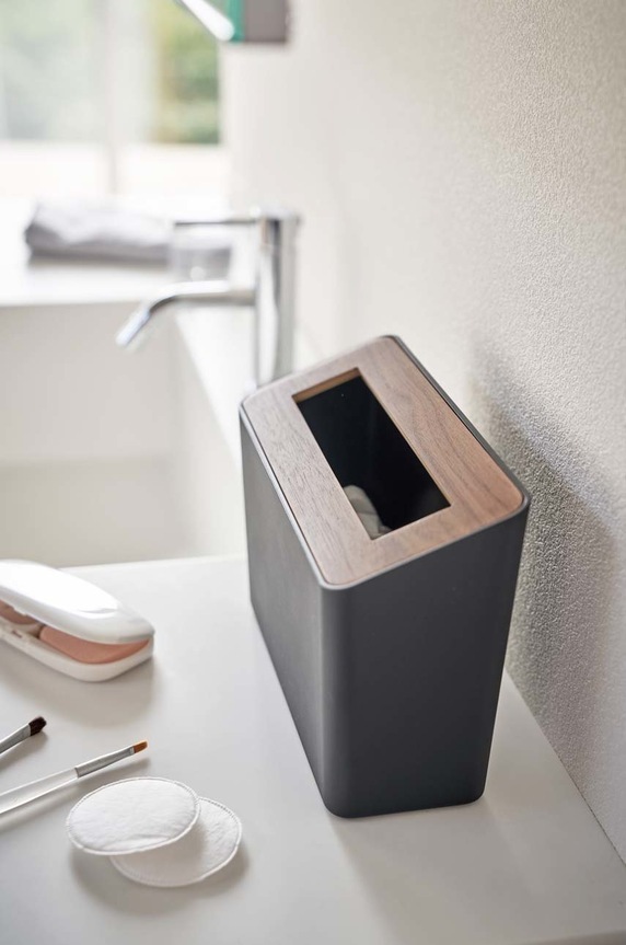 Koš za smeti Yamazaki Rin 1,7 L 5230 črna AA00