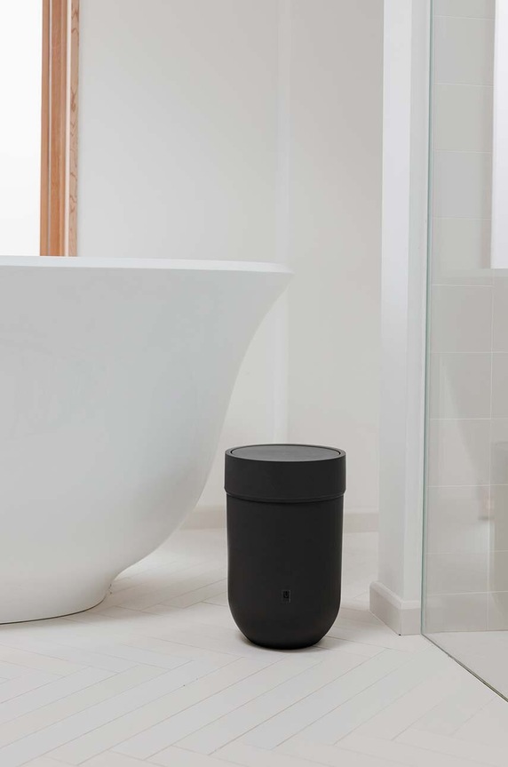 Umbra cestino dei rifiuti Touch Trash Can 6 L 023269.040 nero