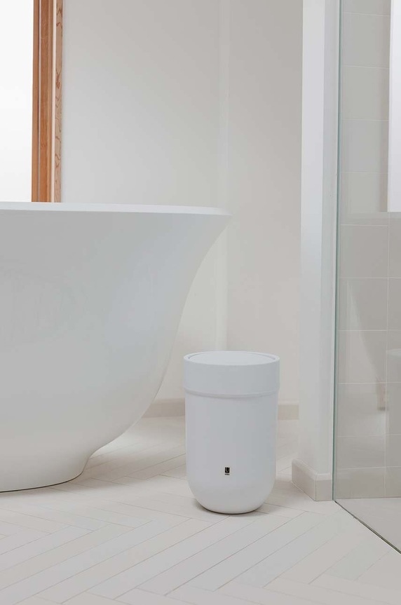 Koš za smeće Umbra Touch Trash Can 6 L 023269.660 bijela