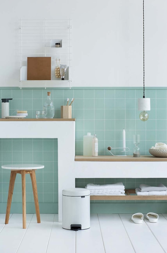 Odpadkový kôš Brabantia NewIcon 5 L biela 112065