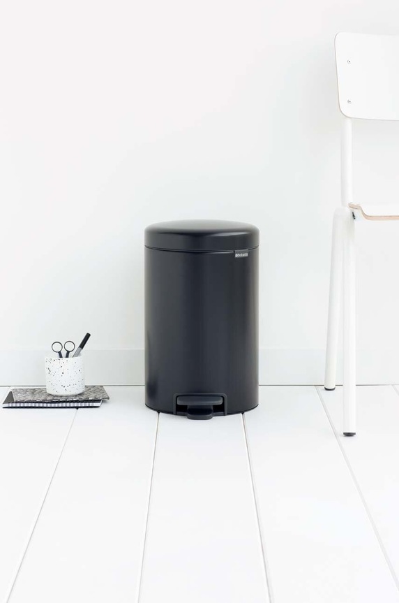 Koš za smeće Brabantia NewIcon 12 L crna 113741