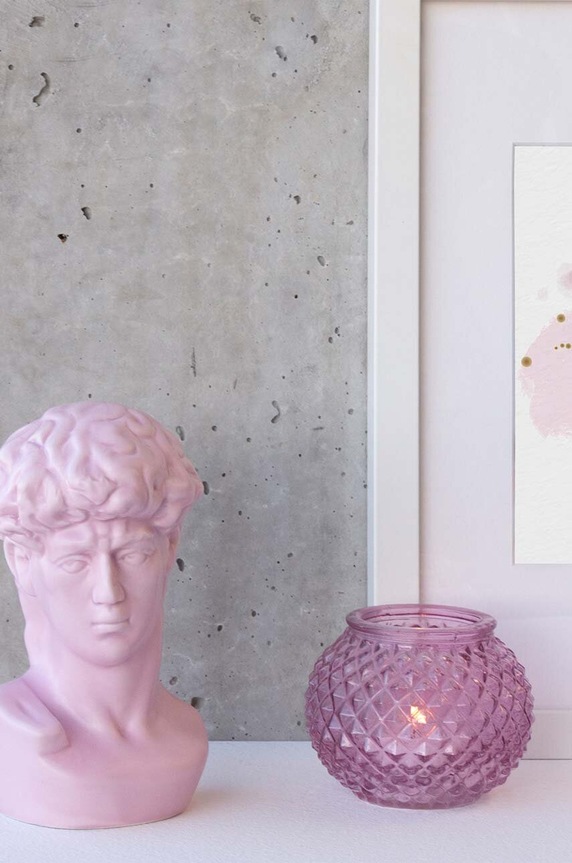 Salon i sypialnia Helio Ferretti dekoracja David Miguel Angel 122098 różowy