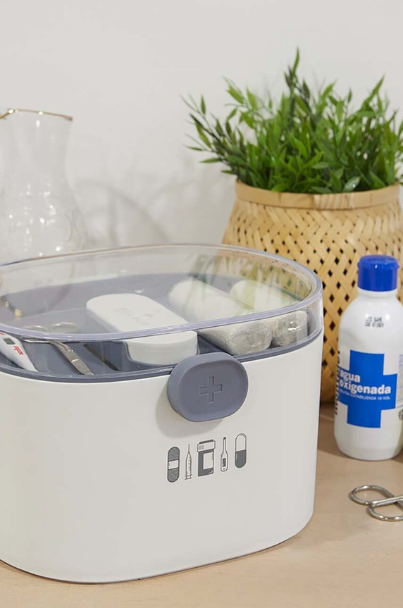 Home SPA Kutija prve pomoći Balvi 27312 bijela
