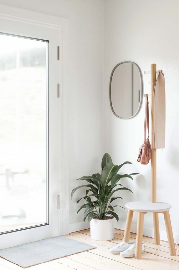 Vješalica za jakne Umbra Pillar Stool and Coat Rack 1014257.668 šarena