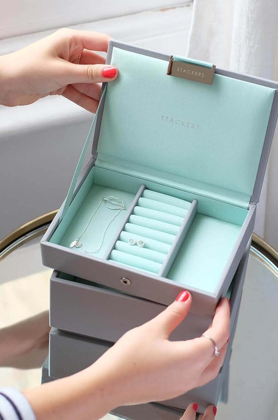 Škatla za nakit Stackers 73533 siva
