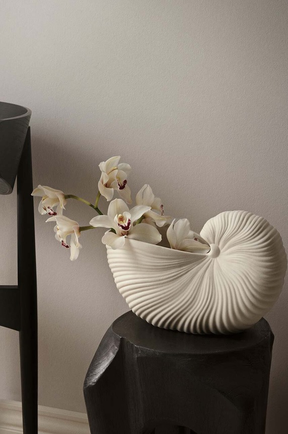 ferm LIVING doniczka Shell Pot 31 x 20 x 15 cm 100232202 biały AA00