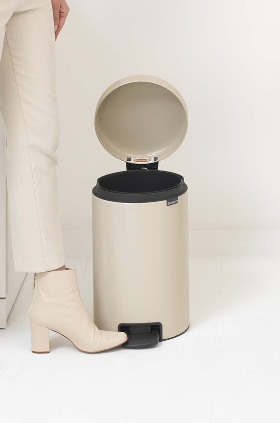 Brabantia kosz na śmieci NewIcon 12 L 149924