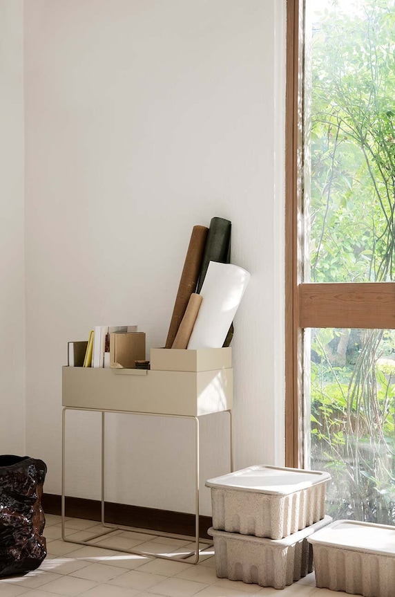 ferm LIVING donica ze stelażem Plant Box 60 x 65 x 25 cm 3217 szary AA00