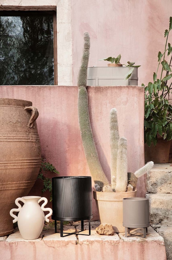 Ferm Living doniczka Bau Pot L 100202101 czarny AA00