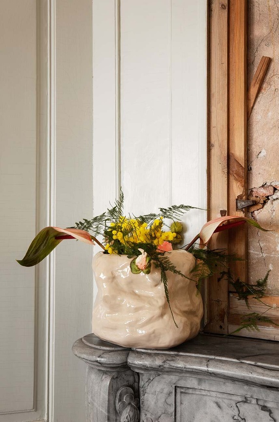 Ferm Living doniczka Tuck Pot 110135693 beżowy AA00