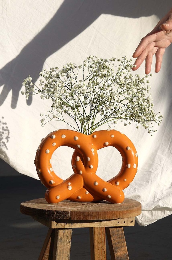 Διακοσμητικό βάζο Fluid Market Bretzel Vase καφέ BOITE.BRETZEL