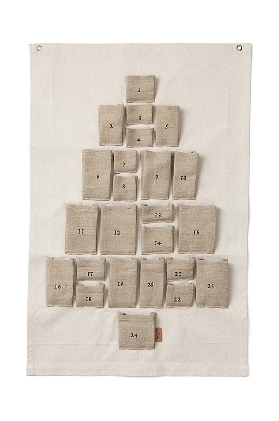 ferm LIVING calendar de advent pentru copii Pine Christmas Calendar bej 1104267541